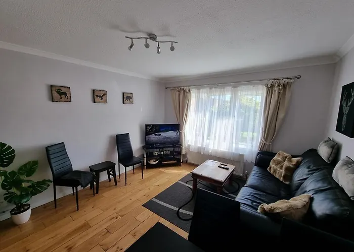 168 - Excellentstays - 2 Bedroom Flat