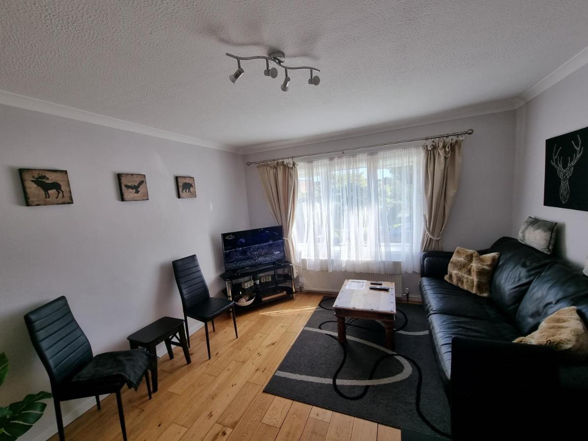 Apartment 168 - Excellentstays - 2 Bedroom Flat *