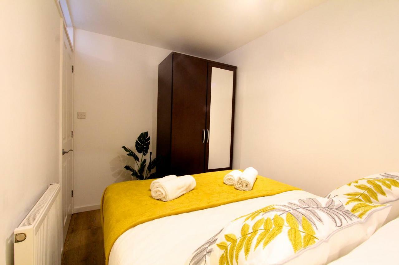 168 - Excellentstays - 2 Bedroom Flat Apartment