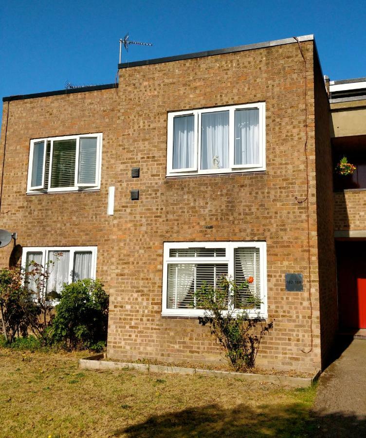 168 - Excellentstays - 2 Bedroom Flat Apartment